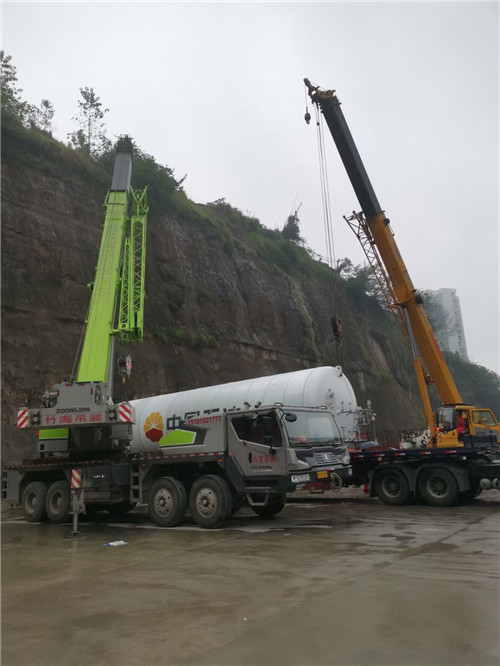 平顶山市“不怕风雨冻”—— 吊车的 “恶劣环境适应” 技术